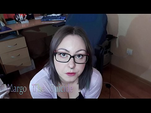 ❤️ Rapariga Sexy com Dildo de Óculos Chupa Profundamente na Câmara ️ Porno bonito em pt.videolucrativo.top